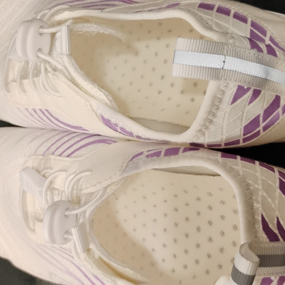 2 Pr  Shein  Water Shoes 1 White & Purple / 1 Navy Blue.  (See Pics) 40/9 - Picture 5 of 12